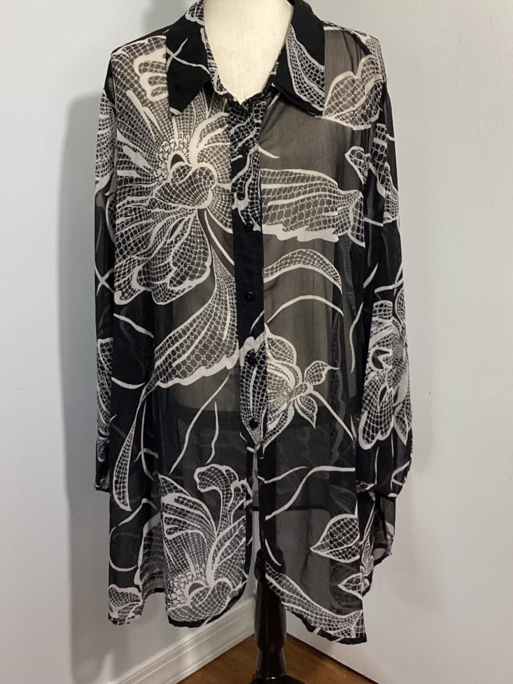 Y2K ASHLEY STEWART WOMAN PLUS SZ 3X POLY CHIFFON BLACK WHITE FLORAL LONG BLOUSE